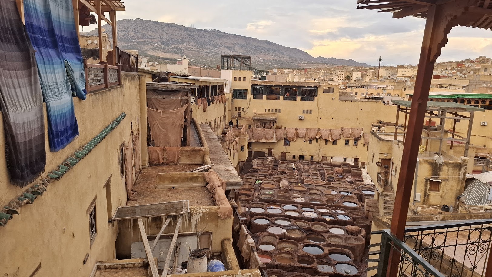 Fès
